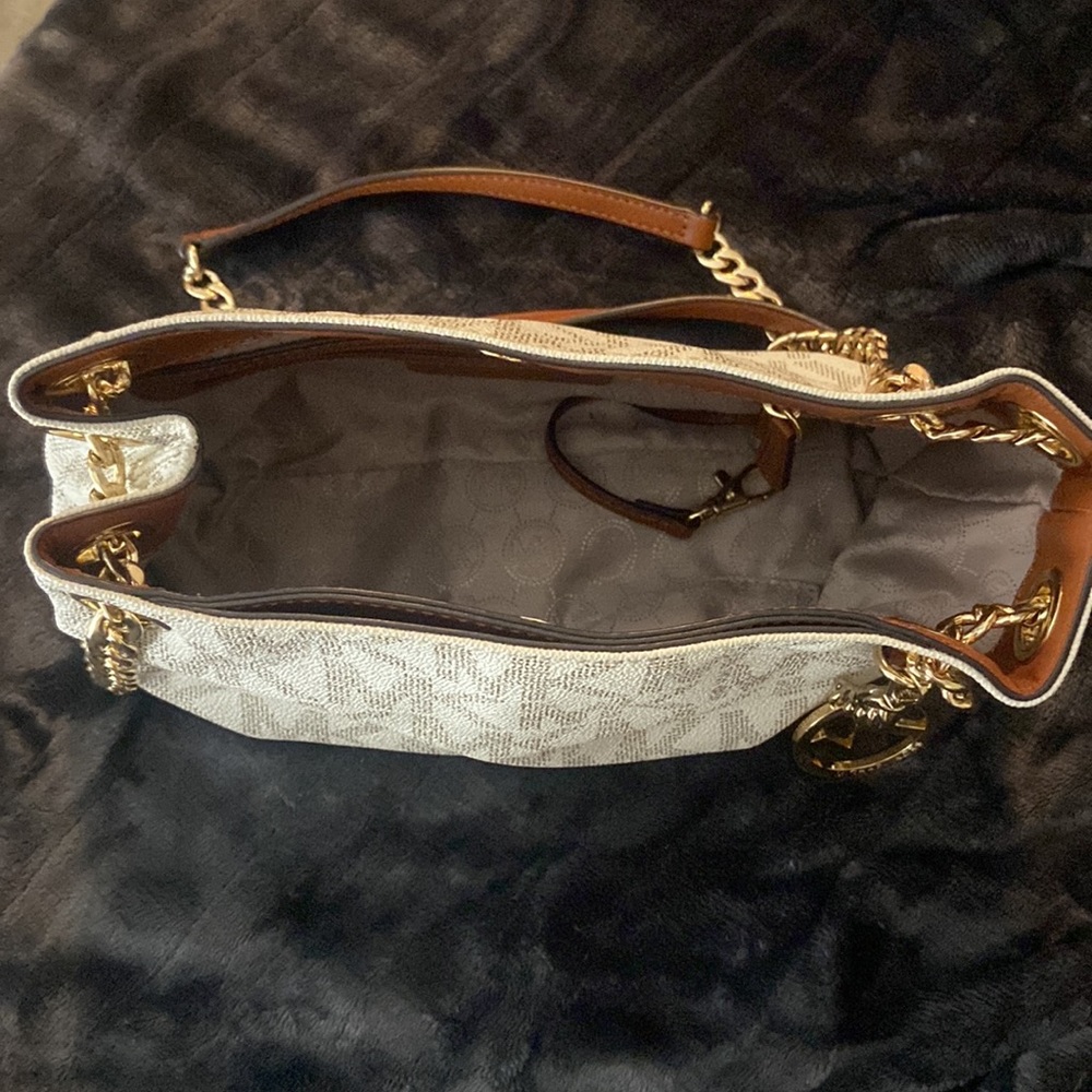 Michael Kors Purse - Picture 3 of 6